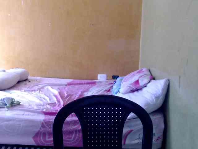 mia-naughty webcam