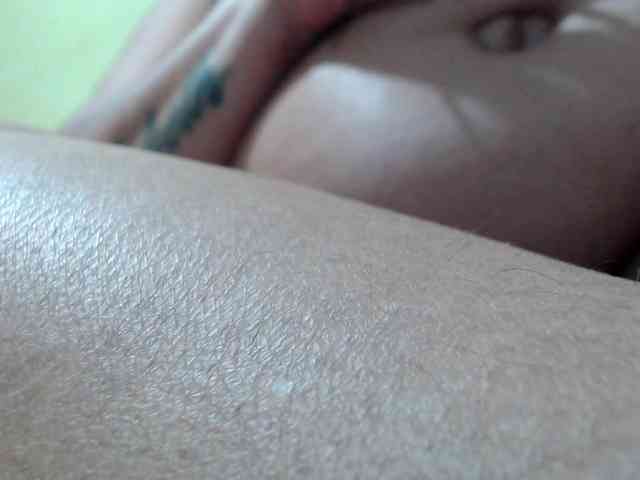 mia-naughty webcam