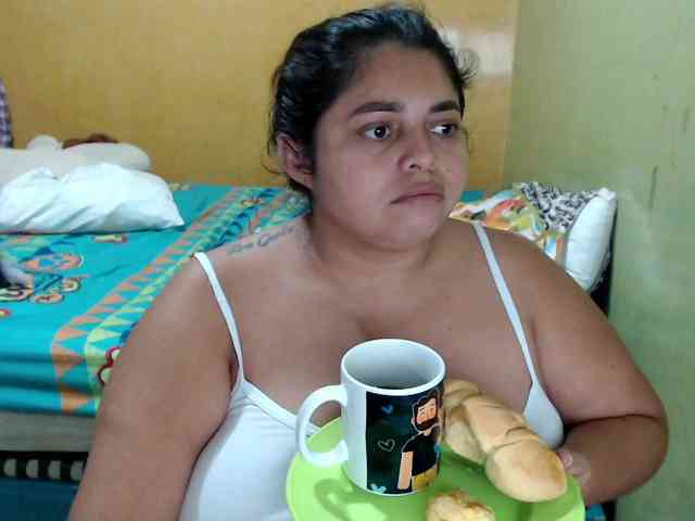 mia-naughty webcam