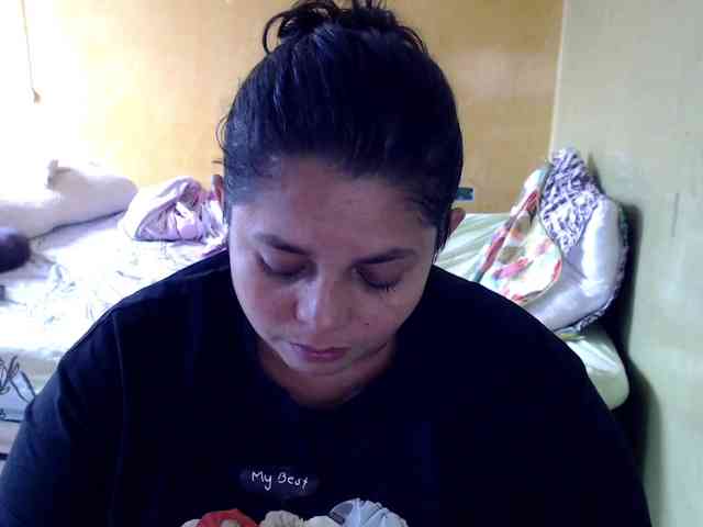 mia-naughty webcam