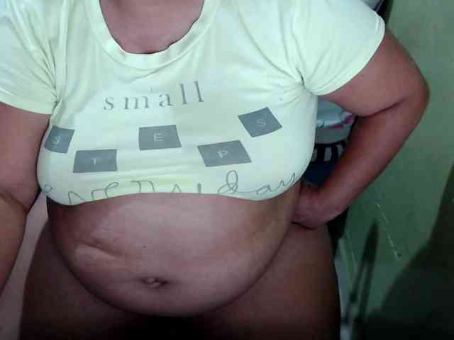 mia-naughty webcam