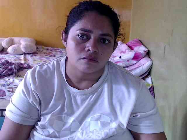 mia-naughty webcam