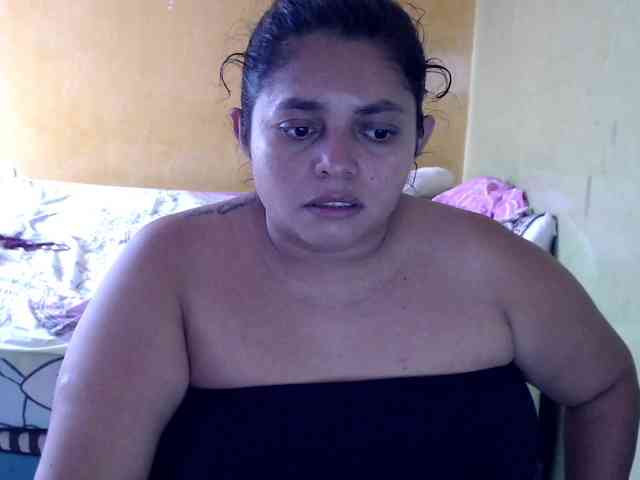 mia-naughty webcam