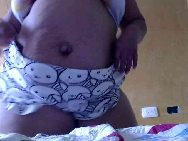 mia-naughty webcam