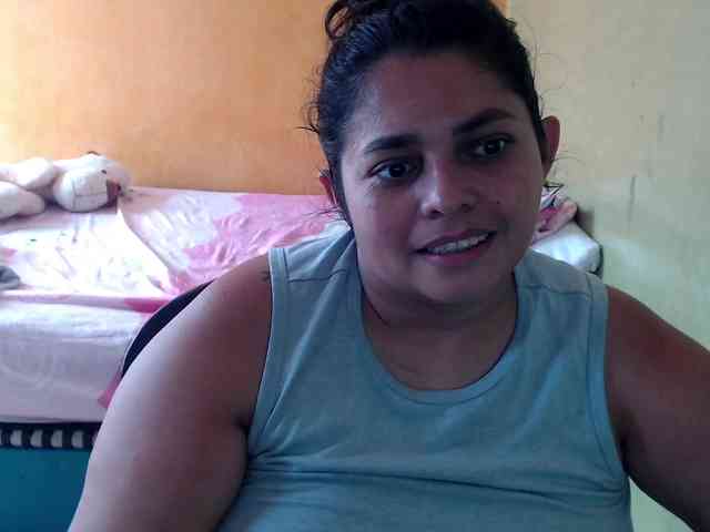mia-naughty webcam