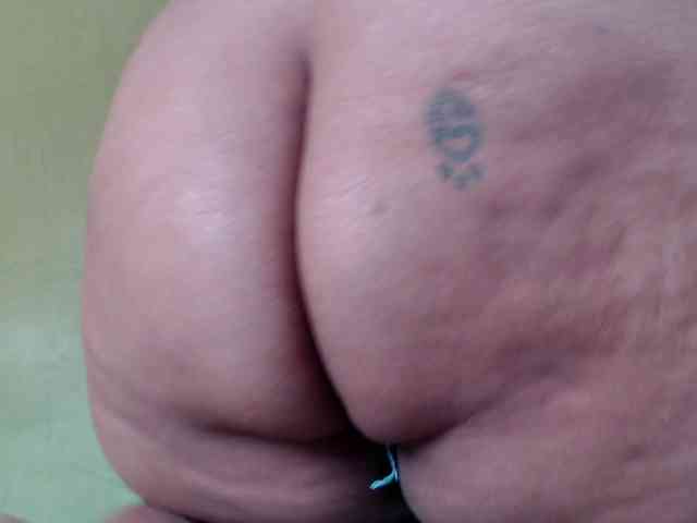 mia-naughty webcam