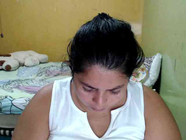 mia-naughty webcam