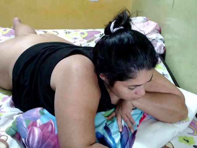 mia-naughty webcam