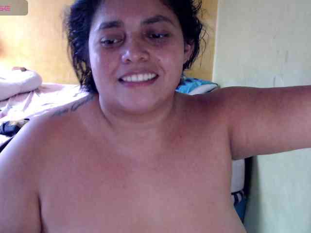 mia-naughty webcam