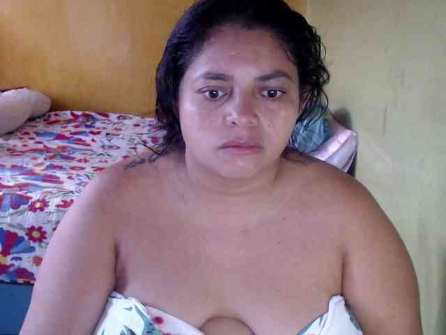 mia-naughty webcam