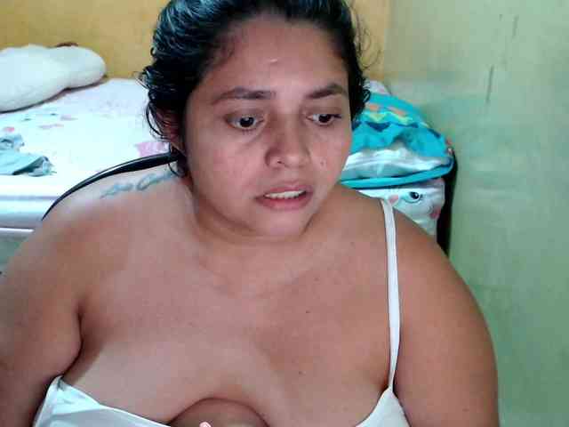 mia-naughty webcam