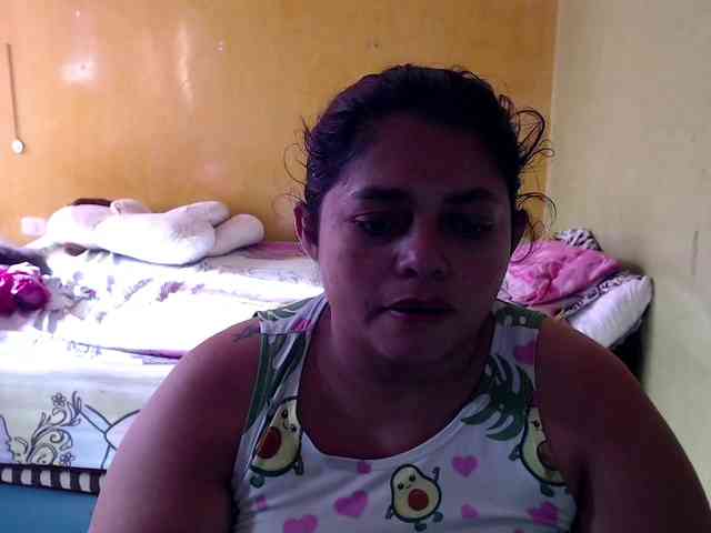 mia-naughty webcam