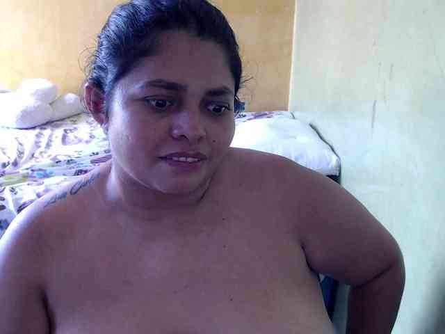 mia-naughty webcam