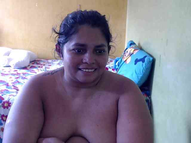 mia-naughty webcam