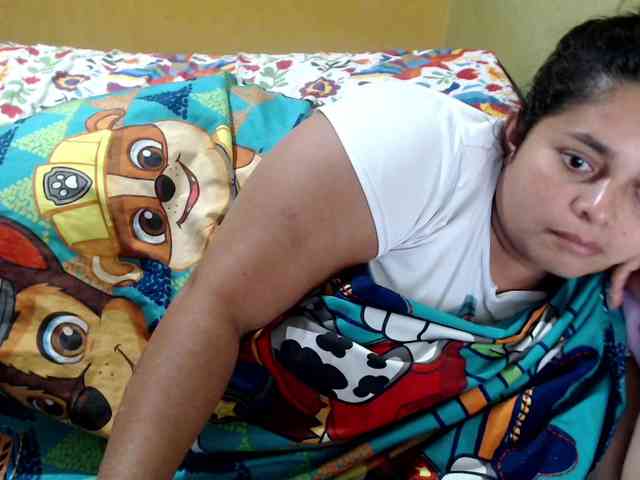 mia-naughty webcam