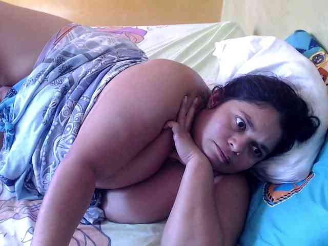 mia-naughty webcam
