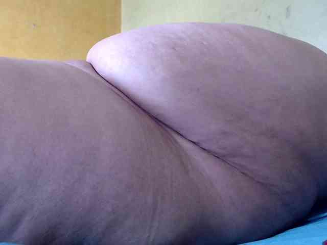 mia-naughty webcam