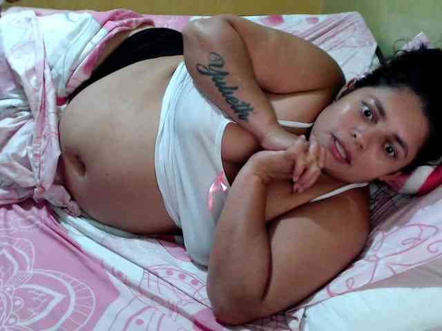 mia-naughty webcam