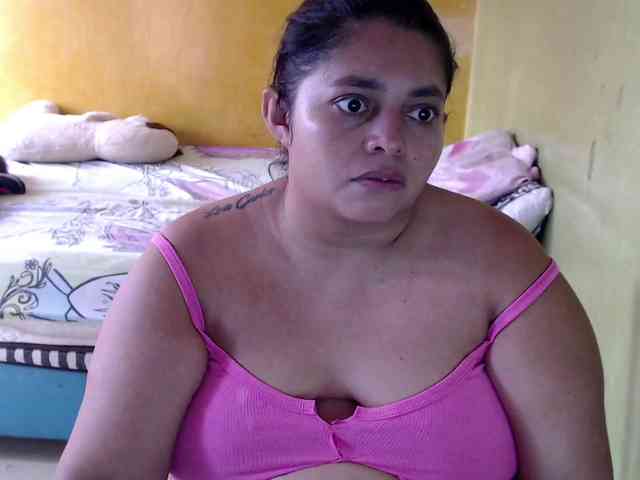 mia-naughty webcam