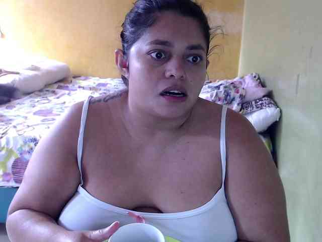 mia-naughty webcam