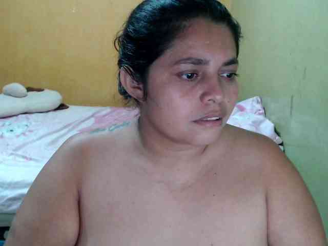 mia-naughty webcam