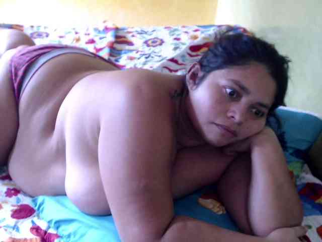 mia-naughty webcam