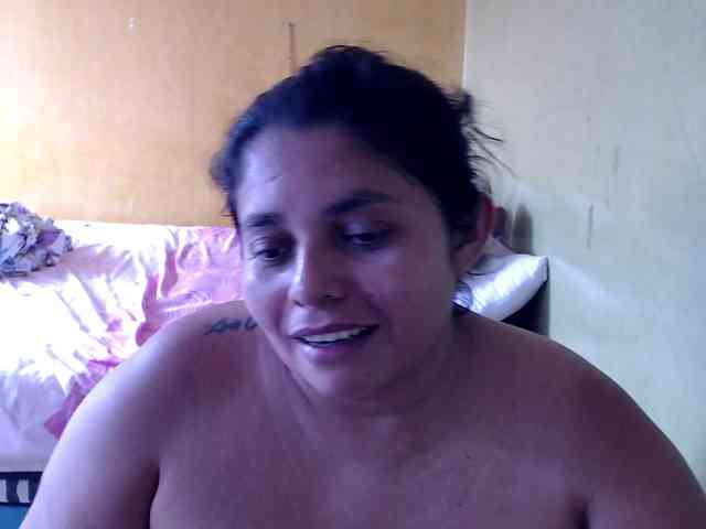 mia-naughty webcam