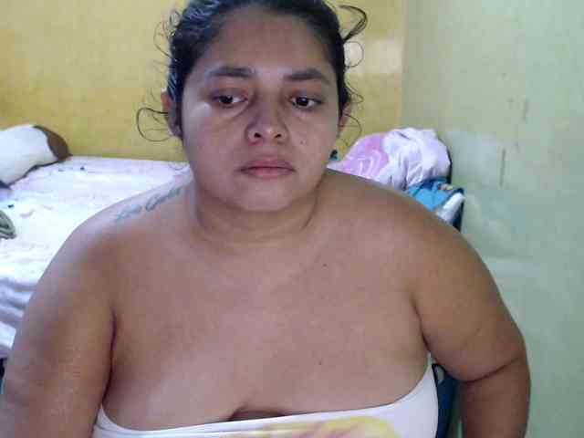 mia-naughty webcam
