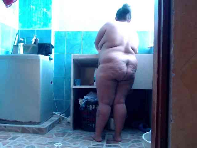 mia-naughty webcam