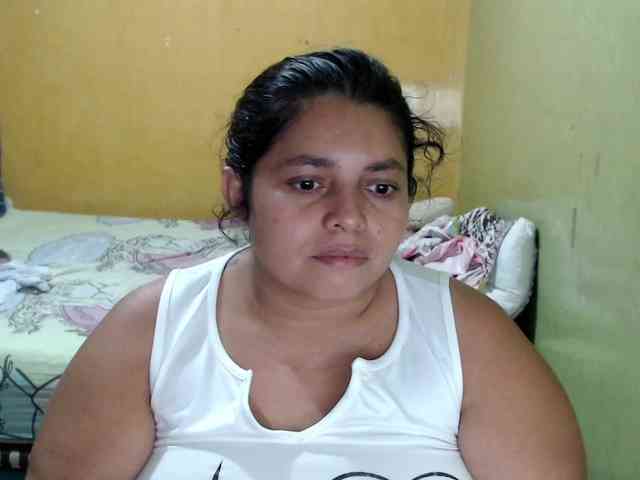 mia-naughty webcam
