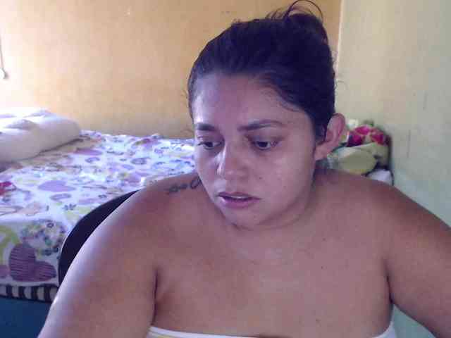 mia-naughty webcam