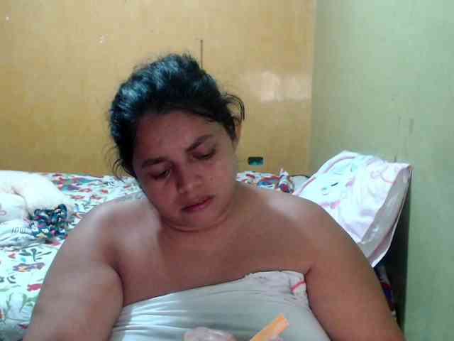 mia-naughty webcam