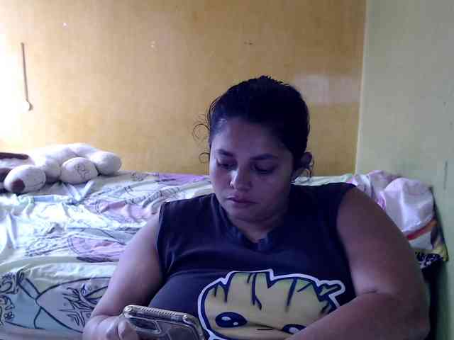 mia-naughty webcam