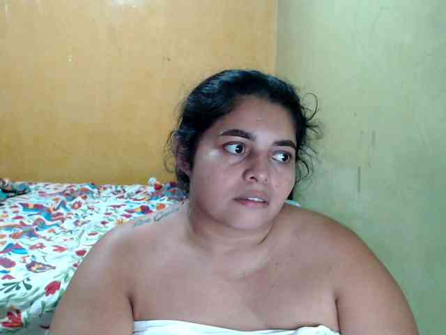 mia-naughty webcam