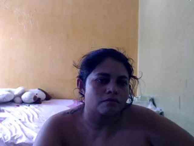 mia-naughty webcam