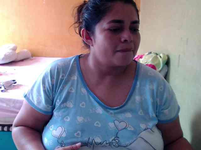 mia-naughty webcam