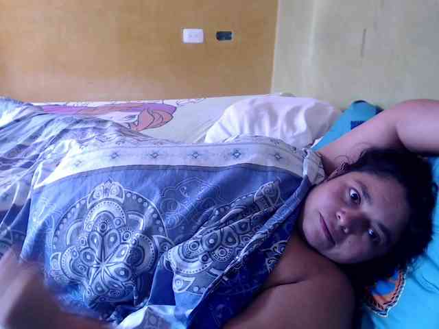 mia-naughty webcam