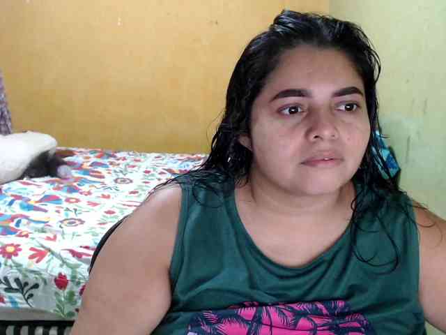 mia-naughty webcam