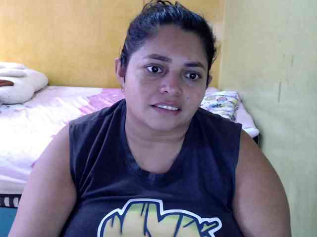 mia-naughty webcam