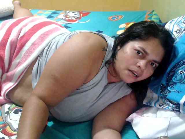 mia-naughty webcam