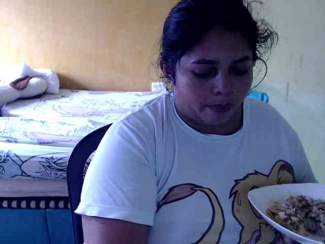 mia-naughty webcam