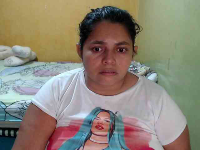mia-naughty webcam