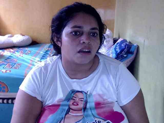 mia-naughty webcam