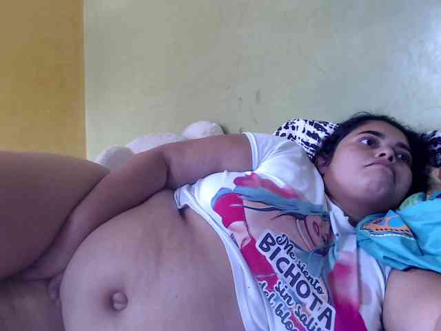 mia-naughty webcam