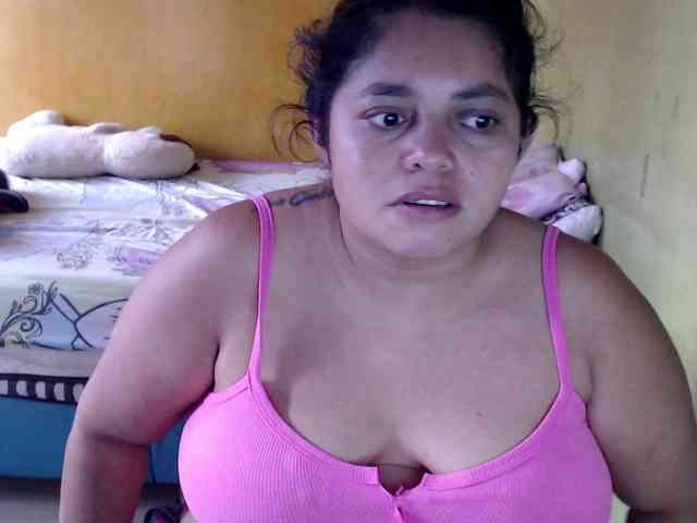 Model: mia-naughty