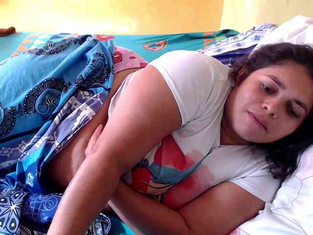 mia-naughty webcam