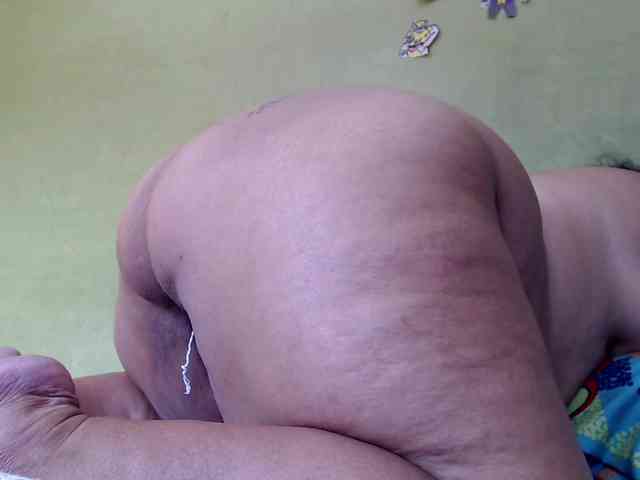 mia-naughty webcam