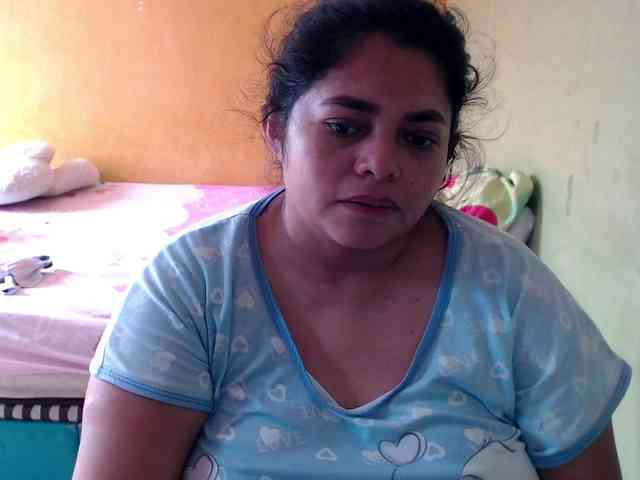 mia-naughty webcam