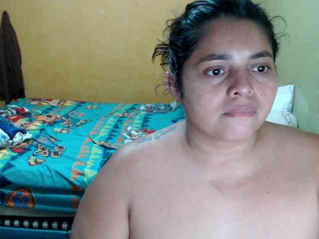 mia-naughty webcam