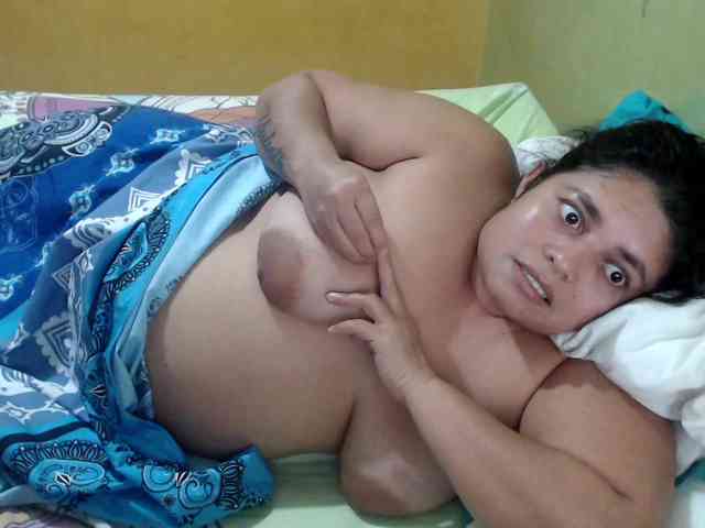 mia-naughty webcam
